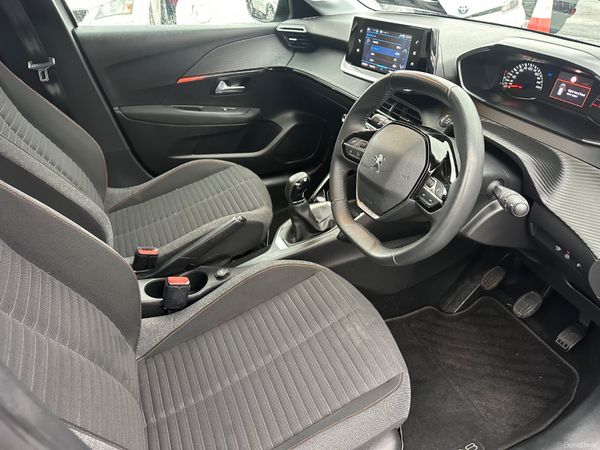 Peugeot 208 1.2 Puretech Active NCT 377981855