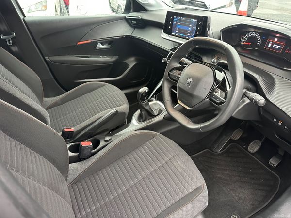 Peugeot 208 1.2 Puretech Active NCT 377981880