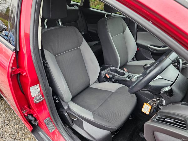 Ford Focus 2012 1.6 tdci estate low mileage 377982410