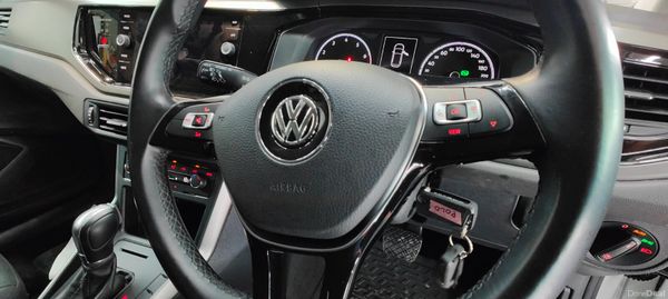 2019 VW POLO 1.0  Automatic TSI comfortline 377987265