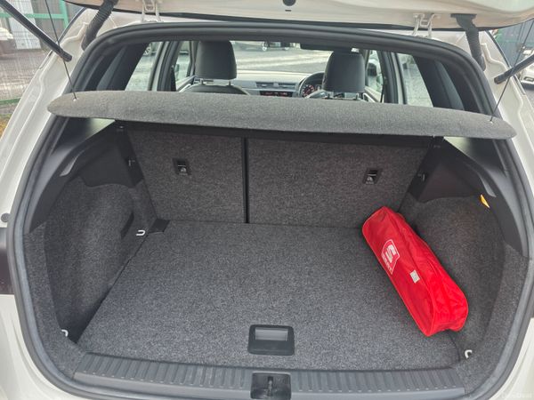 SEAT Arona 2019 377992463