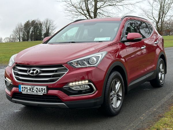Hyundai Santa Fe 2017 4WD Low Mileage 377999113
