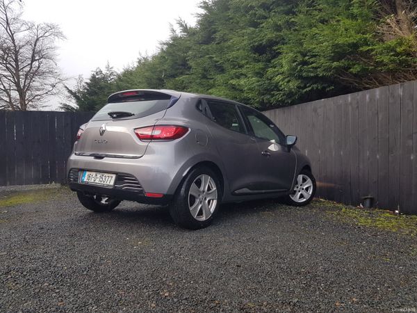 CLIO 1.2cc.. LOW KM .. NCT 05/27.. SAT NAV 377900658