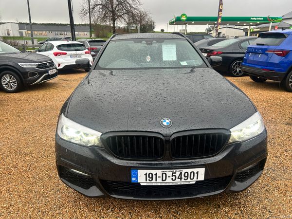 BMW 5-Series 2019 377902761