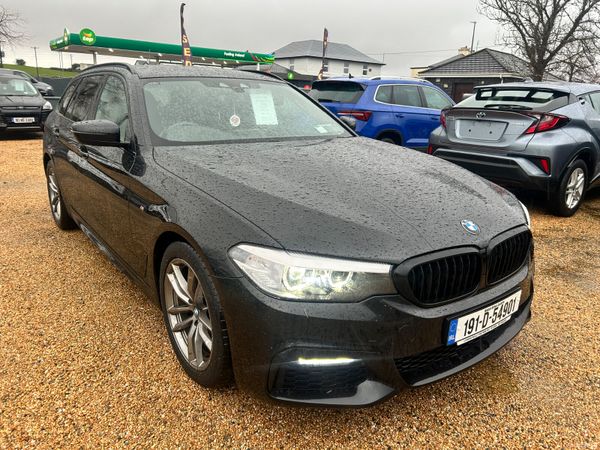 BMW 5-Series 2019 377902769
