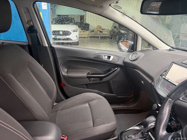 2016 Ford Fiesta 1.0 Eco Boost Automatic 378046381