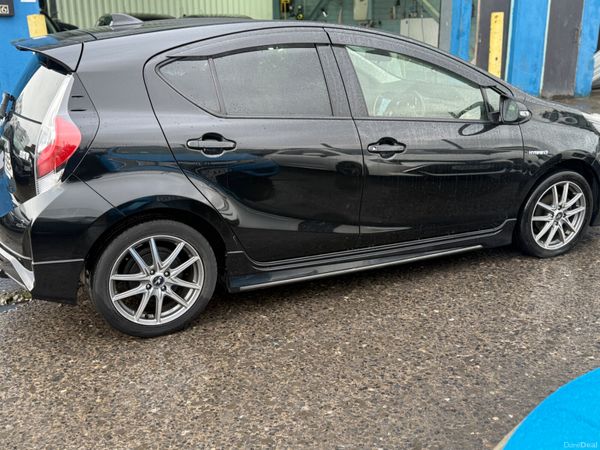 2018 Toyota Aqua Hybrid Auto/G Sports  Leather 378046748