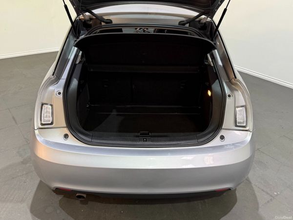 Audi A1 1.6 TDI - Manual 378058463