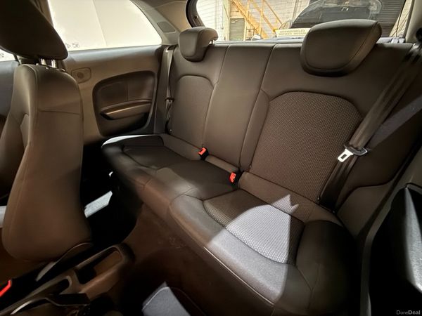 Audi A1 1.6 TDI - Manual 378058466