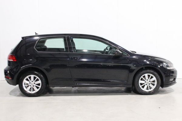 Volkswagen Golf 2018 1.6TDI 3 DOOR LOW KMS 378077429