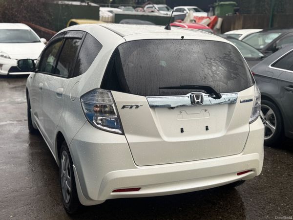 2013 Honda Fit Hybrid Automatic 378080839
