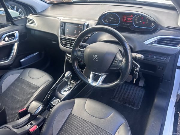 2019 PEUGEOT 2008 1.2 PETROL AUTO PAN ROOF 378088141