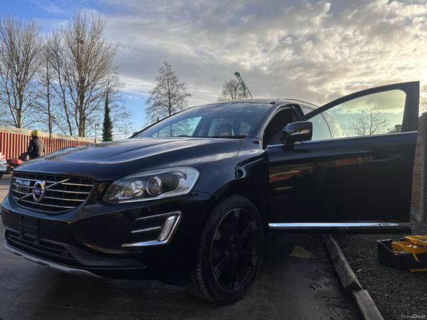 2015 VOLVO XC60 D4 AUTO 378089419