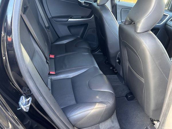 2015 VOLVO XC60 D4 AUTO 378089425