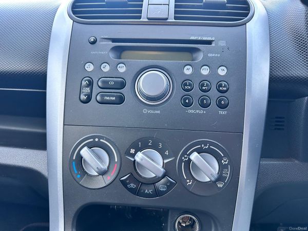 Suzuki Splash 2010 378023844