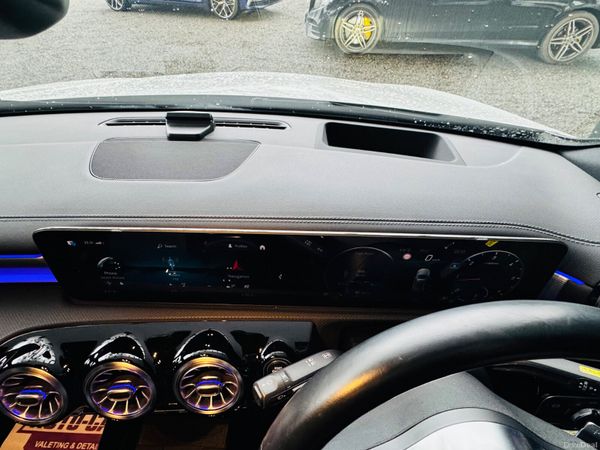 Mercedes A200d-Premium AMG Line Night Edition TOP 378173081