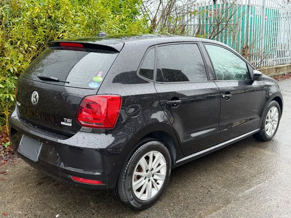 Volkswagen Polo Automatic 2016 1.2 Petrol 378105777
