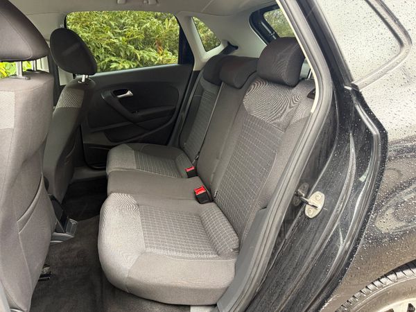 Volkswagen Polo Automatic 2016 1.2 Petrol 378105899