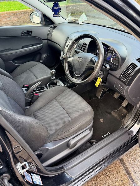 **Sale Agreed** Hyundai i30 2010 378112695