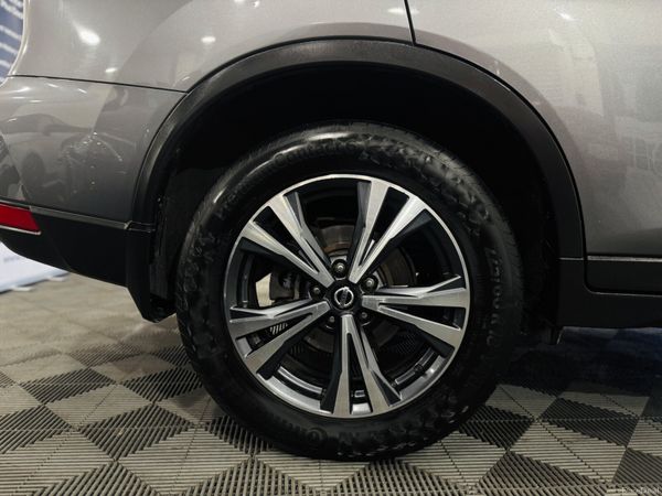 Nissan X-Trail 1.6-Premium-7 seater-Pan Roof 378116385