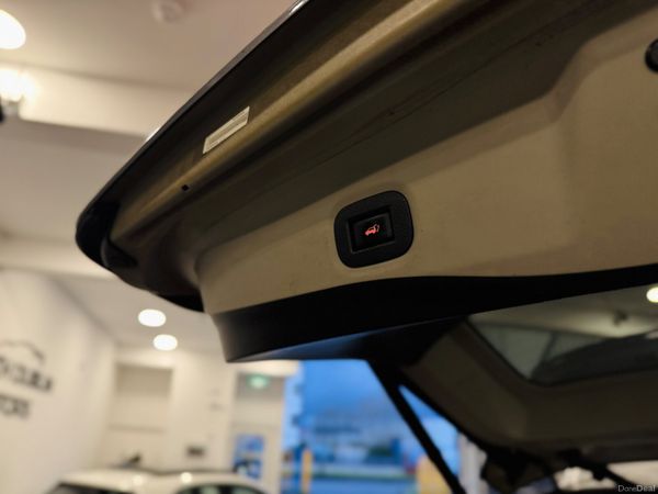 Nissan X-Trail 1.6-Premium-7 seater-Pan Roof 378116398