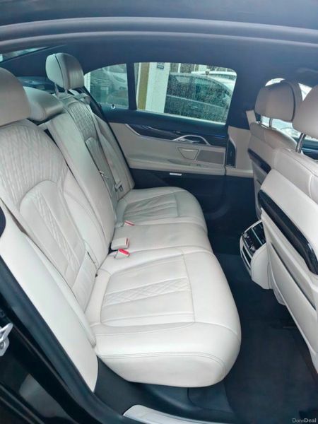 BMW 7-Series 730D M-SPORT  Full BMW S/H 378121496