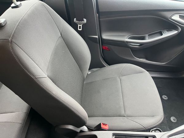 Ford Focus 2016(05/27) 378129023