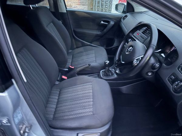 2017 Volkswagen Polo 378129740