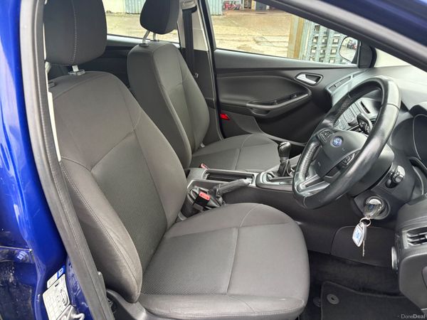 2015 Ford Focus 1lt petrol 378130722