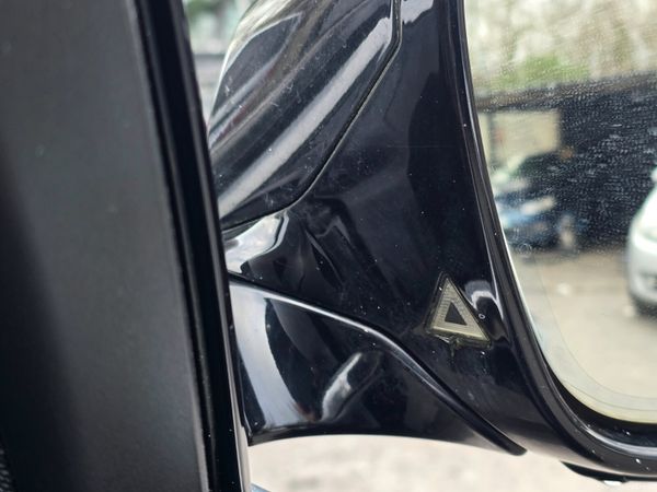 141 BMW 520d Luxury Automatic 378240765