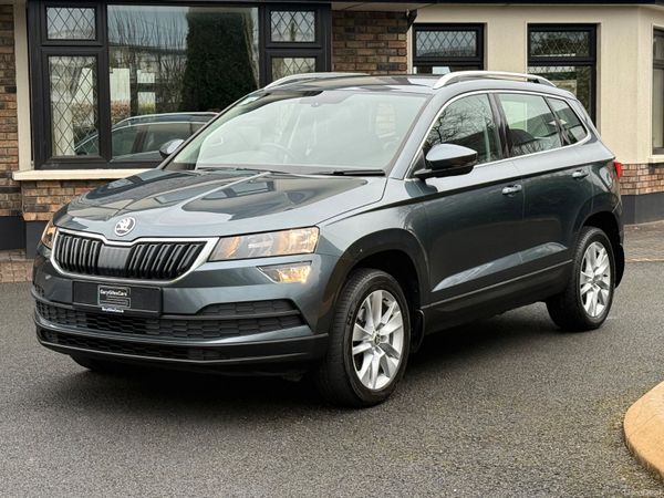 Immaculate Low km Auto 201 Skoda Karoq! 378258897