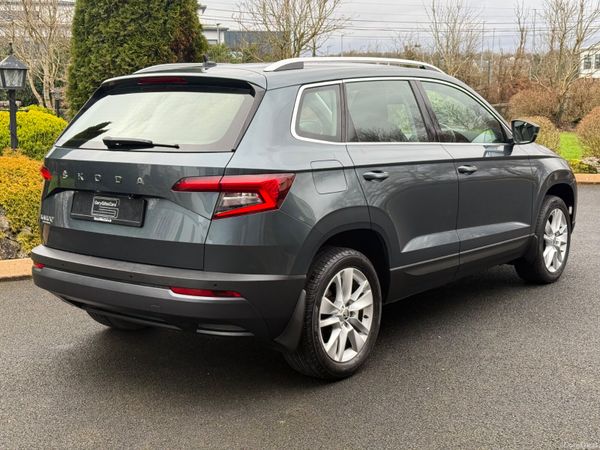 Immaculate Low km Auto 201 Skoda Karoq! 378258899