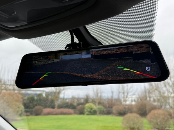 Immaculate Low km Auto 201 Skoda Karoq! 378258915