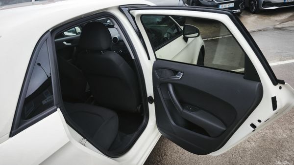 2014 Audi A1 1.6Tdi Manual 1 Year Warranty AA Apro 378289235