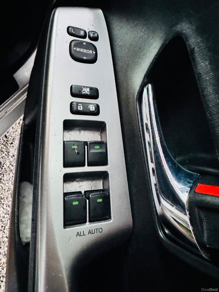 Toyota Prius Plus/Alpha Hybrid 7 Seater Excellent 378205287