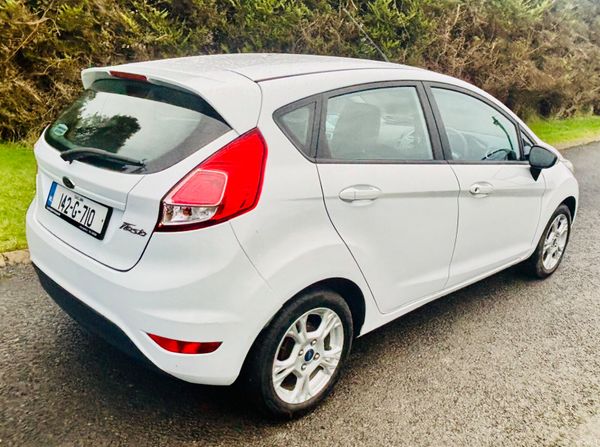 Ford Fiesta 2014 LOW KMS 378233343