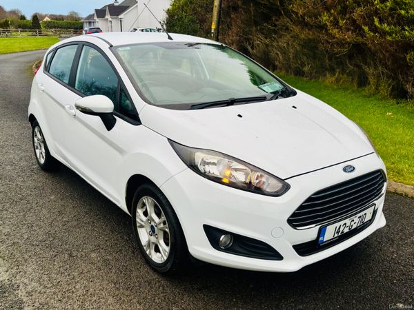 Ford Fiesta 2014 LOW KMS 378233337