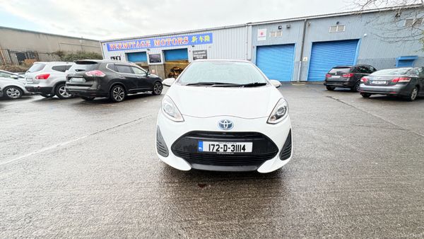 Toyota Aqua 2017 Hybrid Automatic 378361754