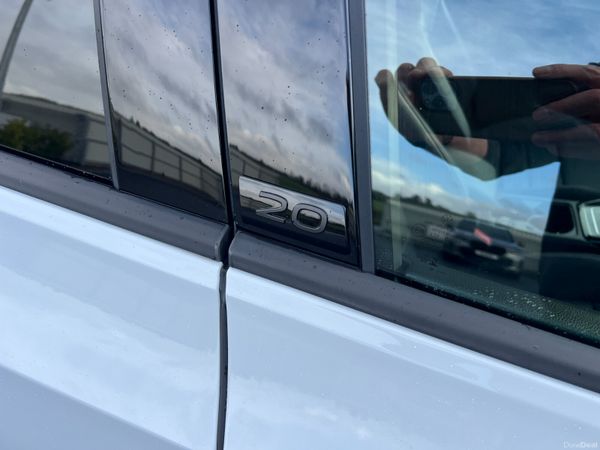 2023 (232) Volkswagen Golf R 20 Years 2.0 TSI 4Mot 378366037