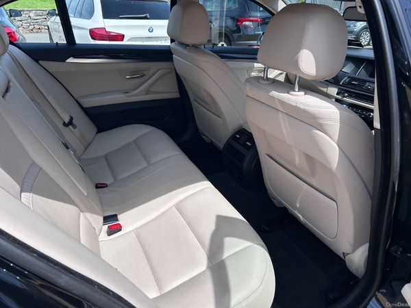 BMW 5-Series 2016 378372704