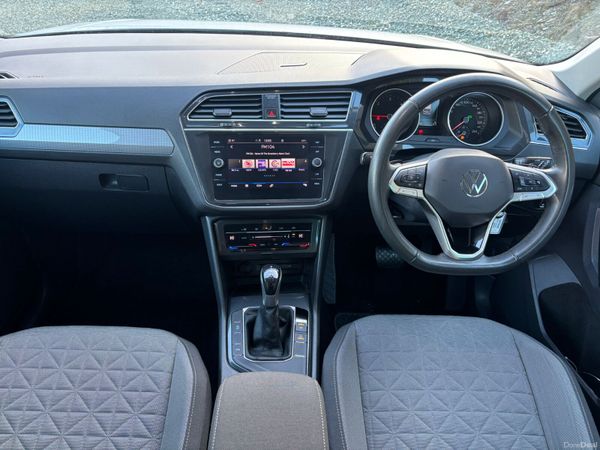 2023 VOLKSWAGEN TIGUAN LIFE 2.0 TDI AUTOMATIC 378375540