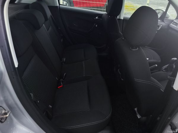 Peugeot 208 1.2 PureTech 82bhp Active 3 dr 378382006