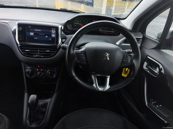 Peugeot 208 1.2 PureTech 82bhp Active 3 dr 378382007