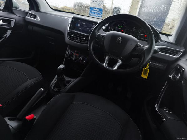 Peugeot 208 1.2 PureTech 82bhp Active 3 dr 378382008