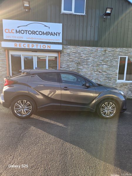 Toyota C-HR 2023 378396477
