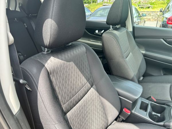 Nissan X-Trail 2020 378302575