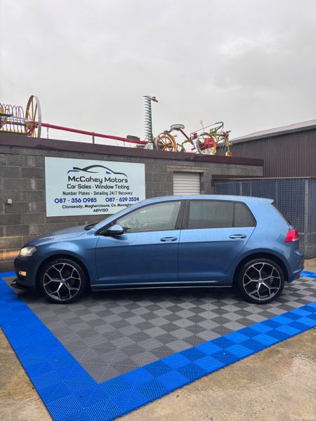 Volkswagen Golf 2016 378305236