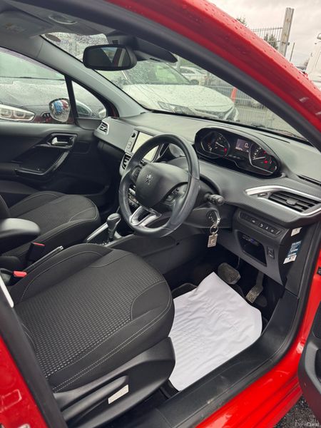 Peugeot 208 AUTOMATIC 378307337