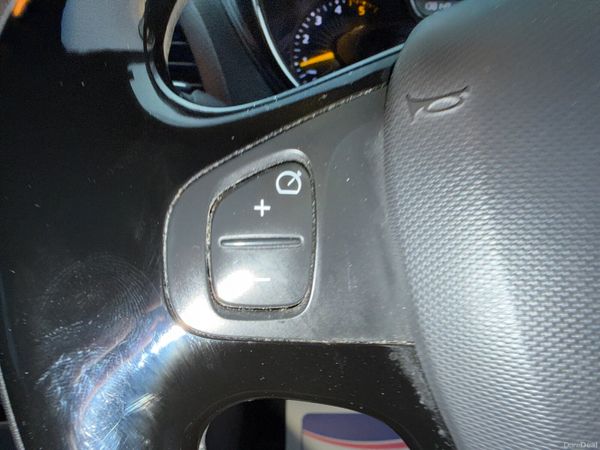 Renault Captur 2016 DCI Life Low Mileage 378312284