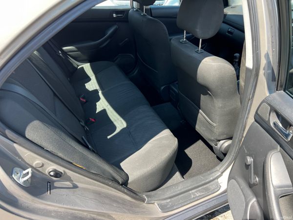 Toyota Avensis 2007 2.0 D-4D Aura 378314897